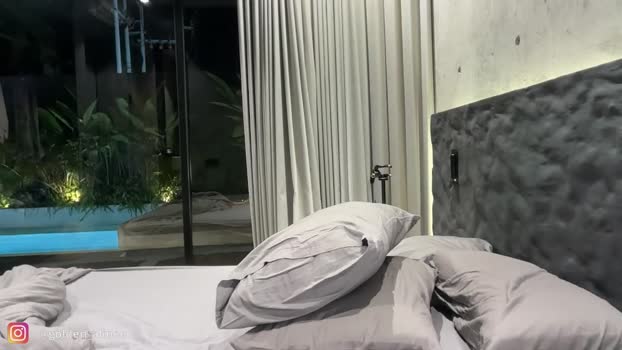 golden_alinee suckshow Webcam SHOW @ Chaturbate 24-12-2025
