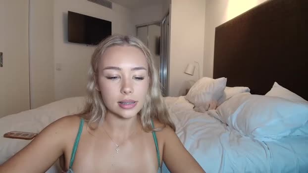 itschanelxx sexybody Webcam SHOW @ Chaturbate 27-12-2025