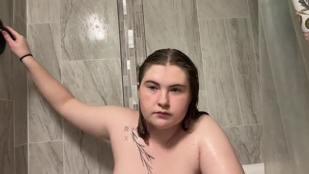 twinfl4m3ss kiss Webcam SHOW @ Chaturbate 27-12-2025