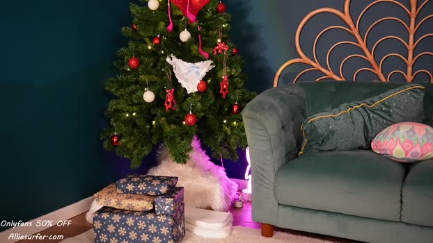 surfergirl121 spank Webcam SHOW @ Chaturbate 27-12-2025