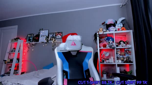 vivian_qwerty fingers Webcam SHOW @ Chaturbate 30-12-2025