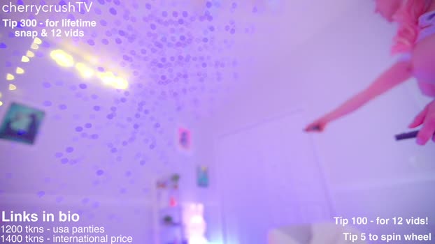 cherrycrush strip Webcam SHOW @ Chaturbate 31-12-2025