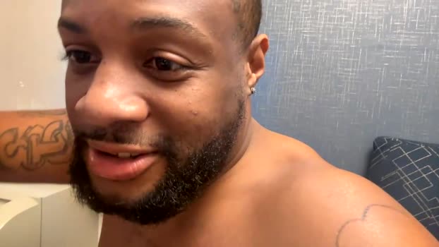 getitdaddyplease fuckface Webcam SHOW @ Chaturbate 01-01-2026