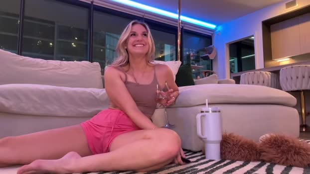graciemae_baexx fuckher Webcam SHOW @ Chaturbate 31-12-2025