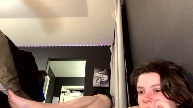 jlynn1997 lickpussy Webcam SHOW @ Chaturbate 04-01-2026