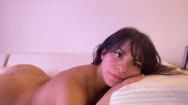 latinadancer23 legs Webcam SHOW @ Chaturbate 04-01-2026