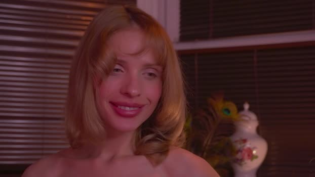 divine_lights fingering Webcam SHOW @ Chaturbate 05-01-2026