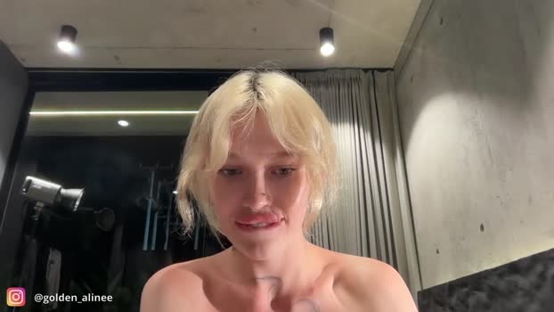 golden_alinee deepthroat Webcam SHOW @ Chaturbate 04-01-2026