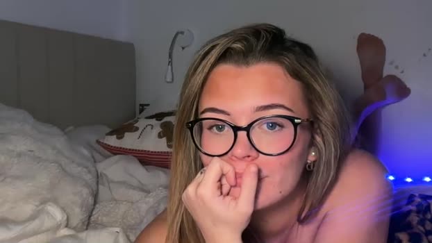 taliavaine suckcock Webcam SHOW @ Chaturbate 04-01-2026
