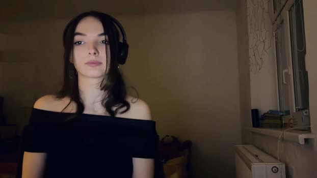dennisethuman horny Webcam SHOW @ Chaturbate 05-01-2026