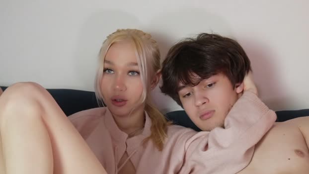 wladilia fuckass Webcam SHOW @ Chaturbate 07-01-2026