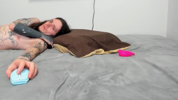 raveneusbiter pussy Webcam SHOW @ Chaturbate 07-01-2026