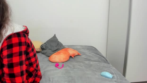 raveneusbiter fuckpussy Webcam SHOW @ Chaturbate 09-01-2026
