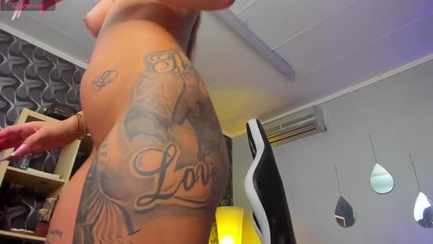 xpuka lick Webcam SHOW @ Chaturbate 09-01-2026