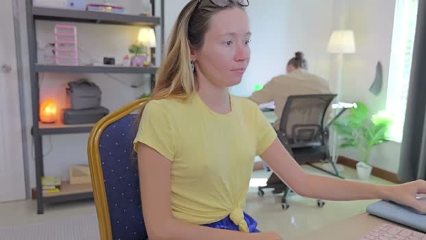 ellcrys fuckass Webcam SHOW @ Chaturbate 13-01-2026