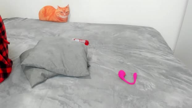 raveneusbiter pussy Webcam SHOW @ Chaturbate 13-01-2026