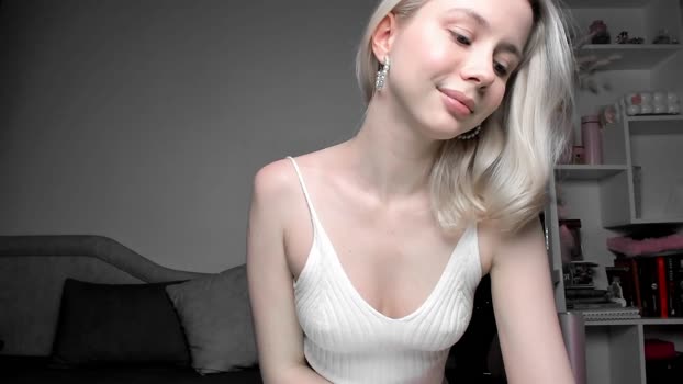hi_popsy fingers Webcam SHOW @ Chaturbate 18-01-2026