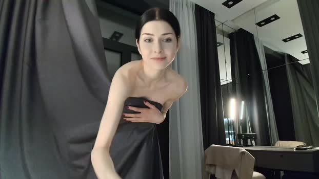 milla_bella fuckher Webcam SHOW @ Chaturbate 17-01-2026