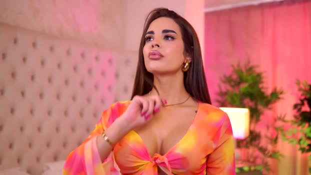 arabian_beautyy legs Webcam SHOW @ Chaturbate 19-01-2026