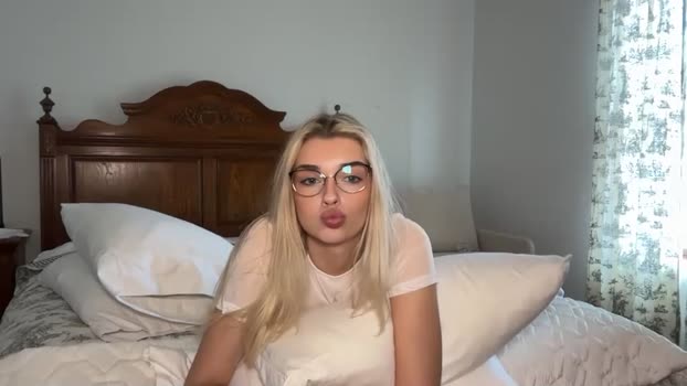ellalowe fuckpussy Webcam SHOW @ Chaturbate 19-01-2026