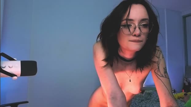 2b_ fuckme Webcam SHOW @ Chaturbate 21-01-2026