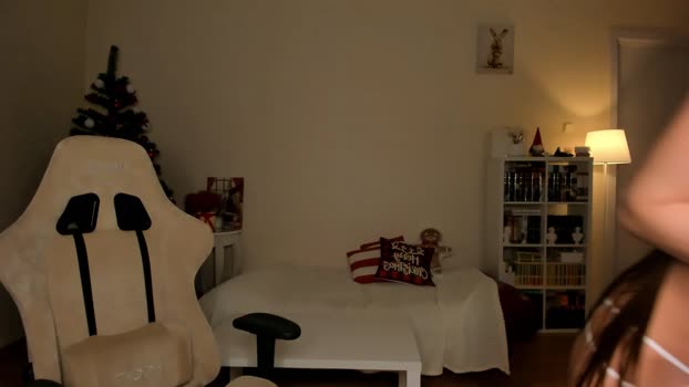 emilyhoston Pretty Webcam SHOW @ Chaturbate 20-01-2026