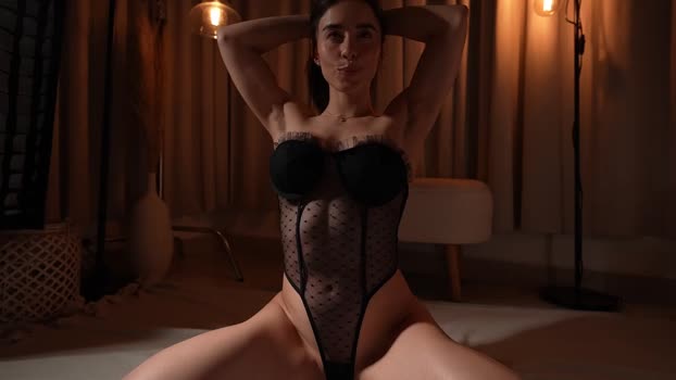emyii sweet Webcam SHOW @ Chaturbate 20-01-2026