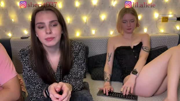 maliinka lickpussy Webcam SHOW @ Chaturbate 22-01-2026