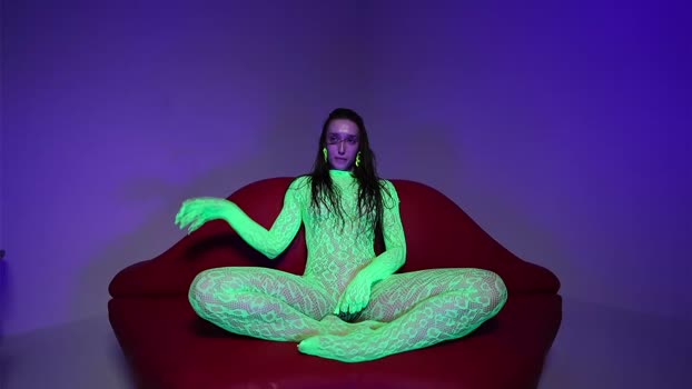 _meganmeow_ striptease Webcam SHOW @ Chaturbate 25-01-2026