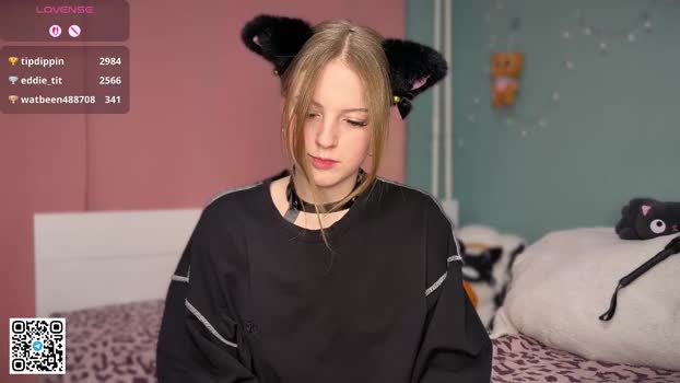 steffi_meoww kiss Webcam SHOW @ Chaturbate 24-01-2026