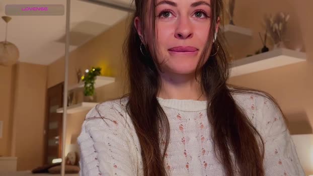 yourhanna spank Webcam SHOW @ Chaturbate 24-01-2026