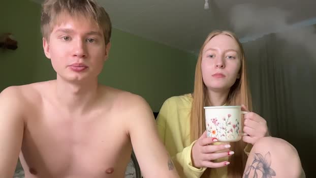 lessyxjhony lickpussy Webcam SHOW @ Chaturbate 27-01-2026