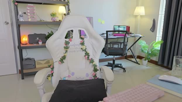 ellcrys Download Webcam SHOW @ Chaturbate 28-01-2026