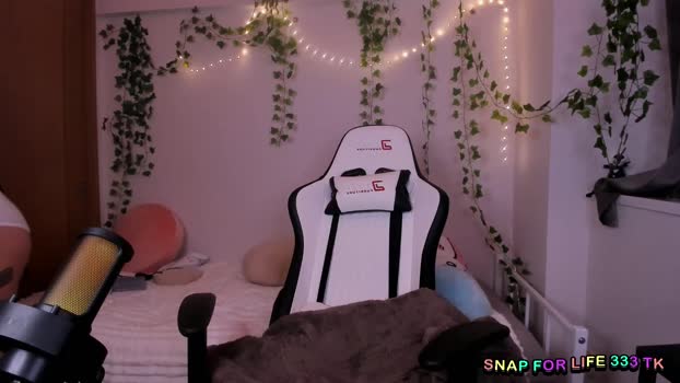 vivian_qwerty jerkoff Webcam SHOW @ Chaturbate 03-02-2026