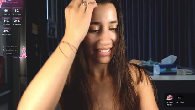 _aura_18 striptease Webcam SHOW @ Chaturbate 05-02-2026