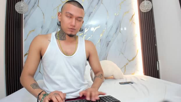 _cannabitch strip Webcam SHOW @ Chaturbate 05-02-2026