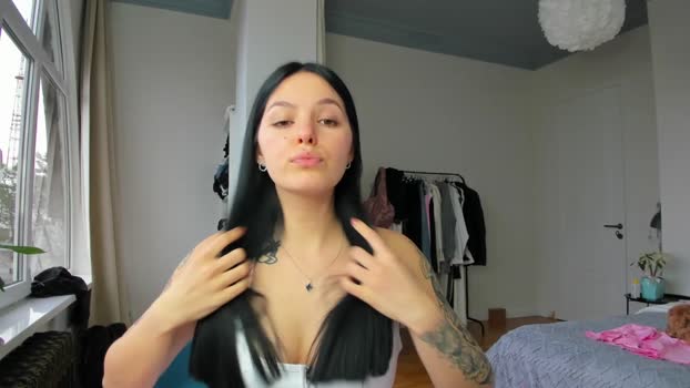 ewelynscott Show Webcam SHOW @ Chaturbate 06-02-2026