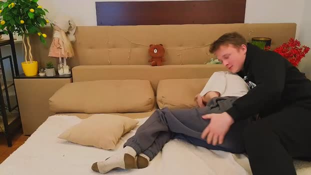 ollistiw suck Webcam SHOW @ Chaturbate 12-02-2026
