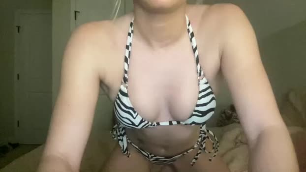 heyyitsemilyy fuckme Webcam SHOW @ Chaturbate 17-02-2026