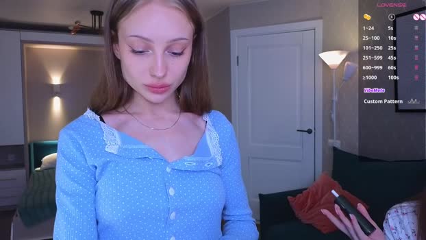 2mamacitas naked Webcam SHOW @ Chaturbate 17-02-2026