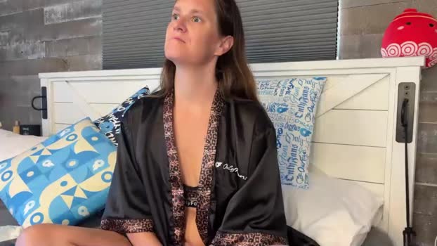 theclassmom kiss Webcam SHOW @ Chaturbate 19-02-2026