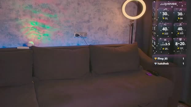 llovespice fingering Webcam SHOW @ Chaturbate 20-02-2026