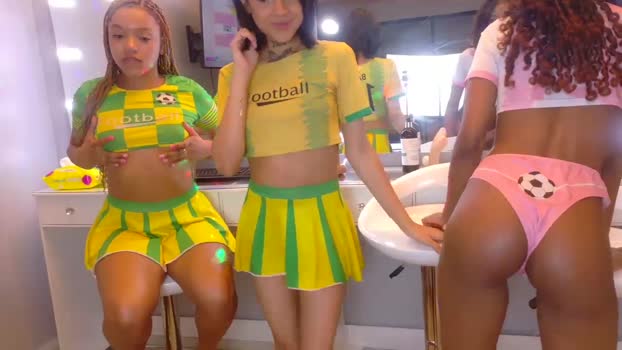 petitestrawberry18 deep Webcam SHOW @ Chaturbate 25-02-2026