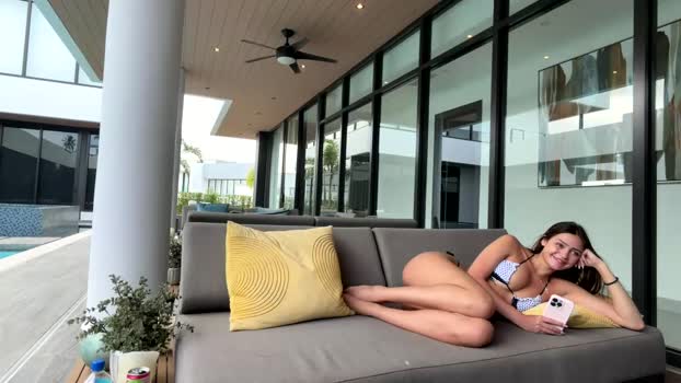 itsmealexisrae suckcock Webcam SHOW @ Chaturbate 26-02-2026