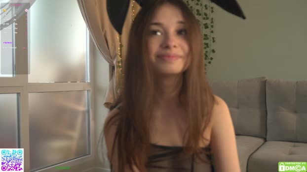 kusssecka Show Webcam SHOW @ Chaturbate 03-03-2026