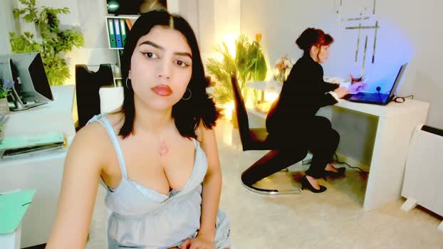 bluediamondsdreams love Webcam SHOW @ Chaturbate 04-03-2026
