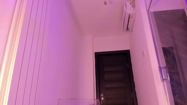 hotfallingdevil show Webcam SHOW @ Chaturbate 05-03-2026