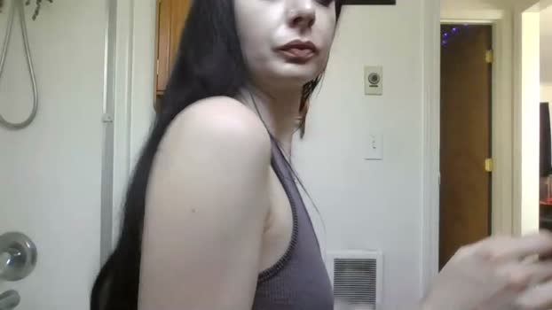 livmirage yummy Webcam SHOW @ Chaturbate 05-03-2026