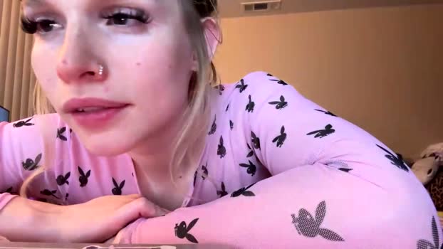 prettyandpinkkk Porn Webcam SHOW @ Chaturbate 18-03-2026