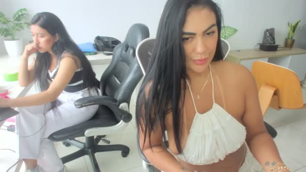 emillybrowm suckcock Webcam SHOW @ Chaturbate 18-03-2026
